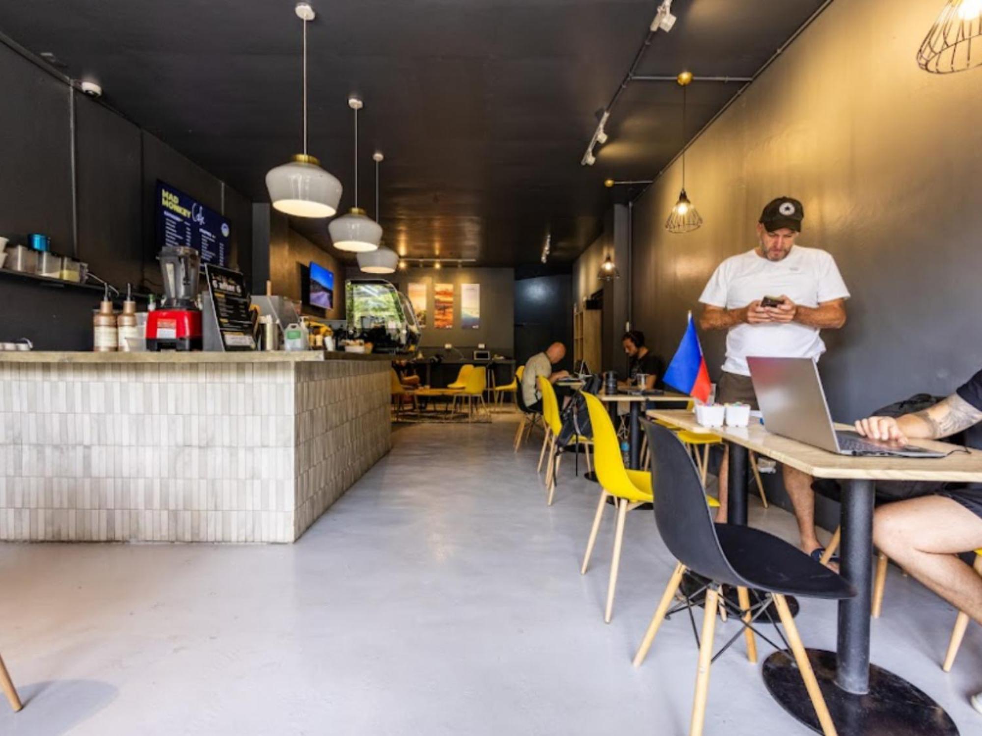 Mad Monkey Cebu City Bagian luar foto